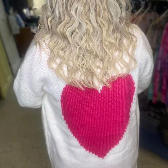 Heart Cardigan‎ - Picture 2 of 2